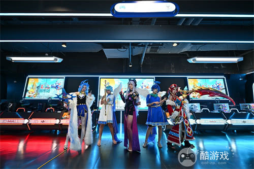 《魔灵召唤》首次登陆沈阳，人气选手集结，现场气氛火热！